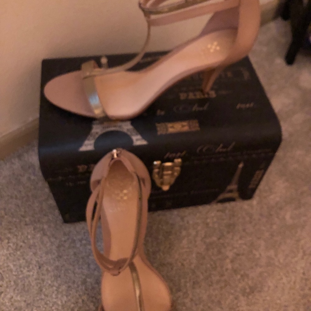 Ladies shoes 👠